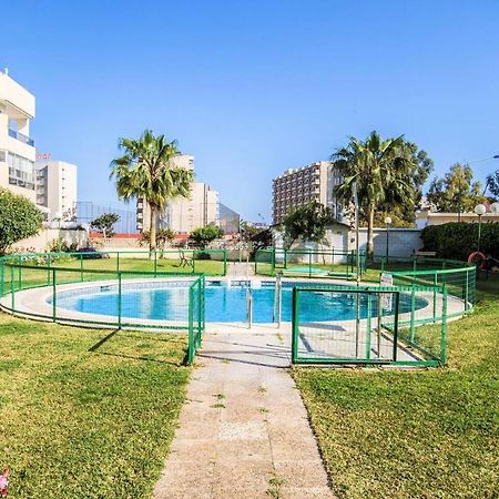 Seaside Serenity: Torremolinos Apartment with Pool and Views Exterior photo