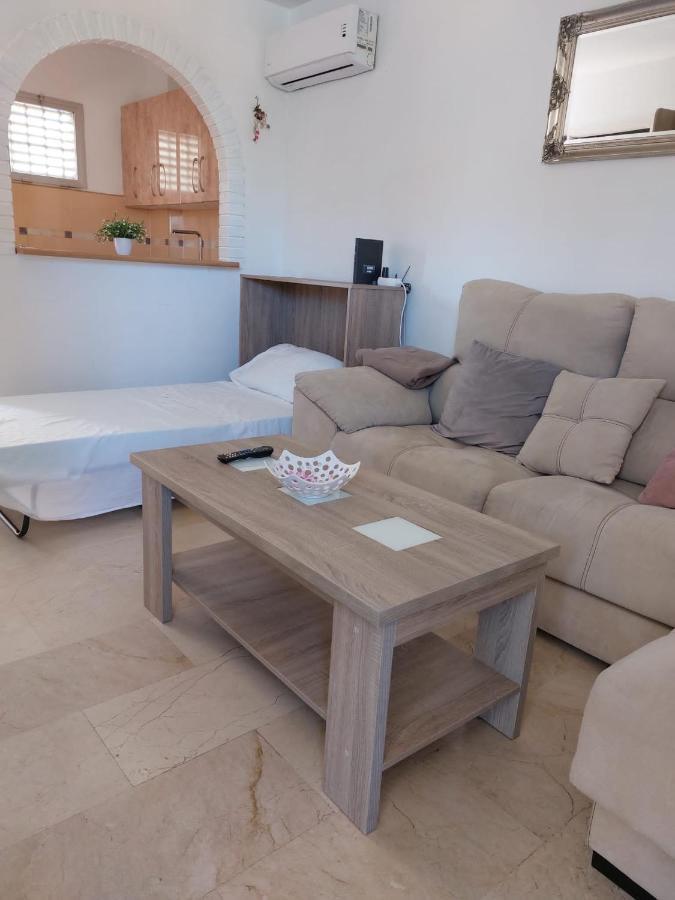 Seaside Serenity: Torremolinos Apartment with Pool and Views Exterior photo