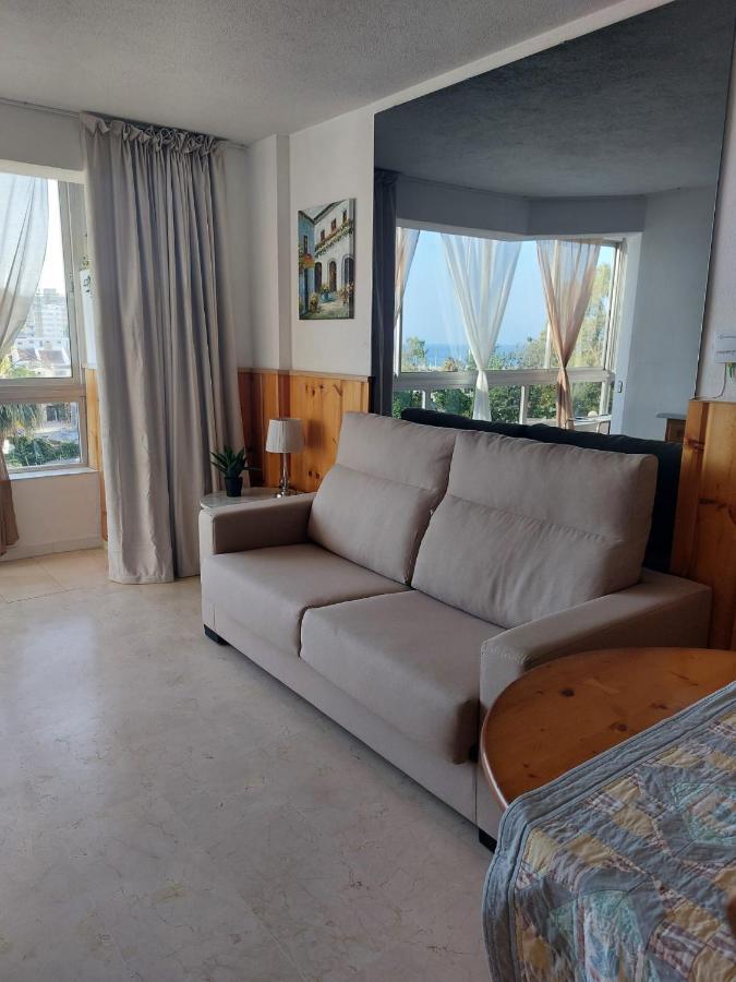 Seaside Serenity: Torremolinos Apartment with Pool and Views Exterior photo